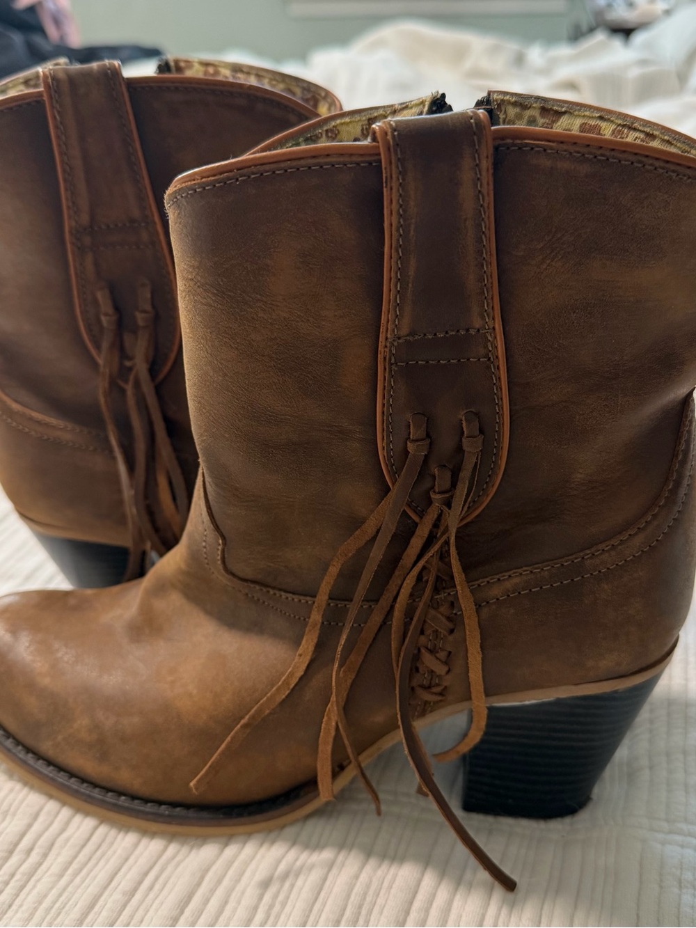 dingo Brown Western Fringe Ankle Boots